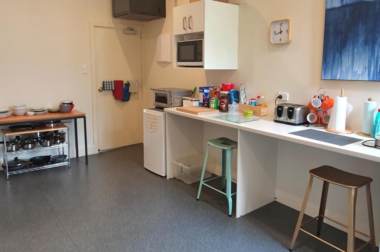 דנידין Travel Stay City Hostel מראה חיצוני תמונה