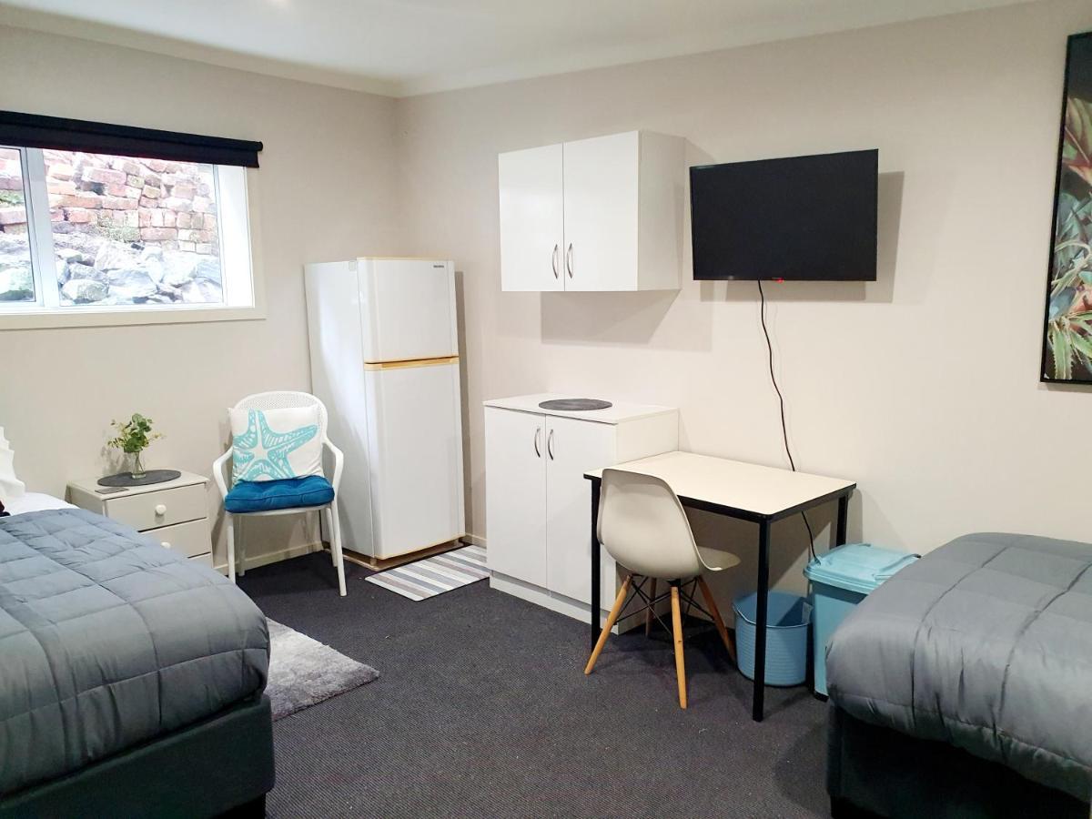 דנידין Travel Stay City Hostel מראה חיצוני תמונה