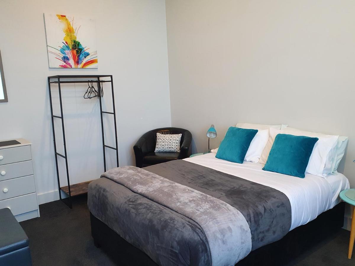 דנידין Travel Stay City Hostel מראה חיצוני תמונה